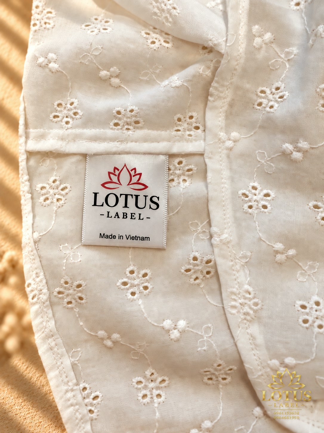 Chi tiết chất liệu áo LOTUS