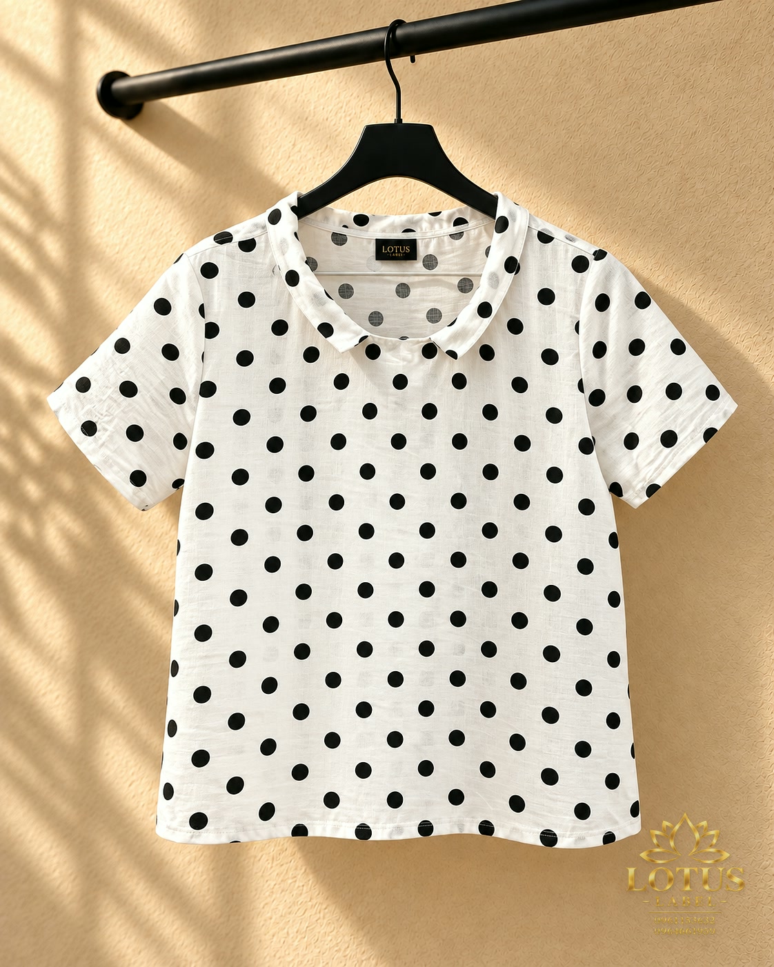Áo chấm bi cổ tròn LOTUS LABEL